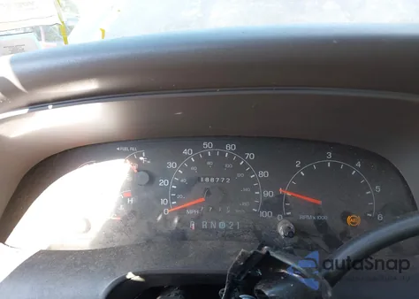 2001 Ford Excursion Xlt z USA, uszkodzony, nr VIN 1FMNU41S31EB17671